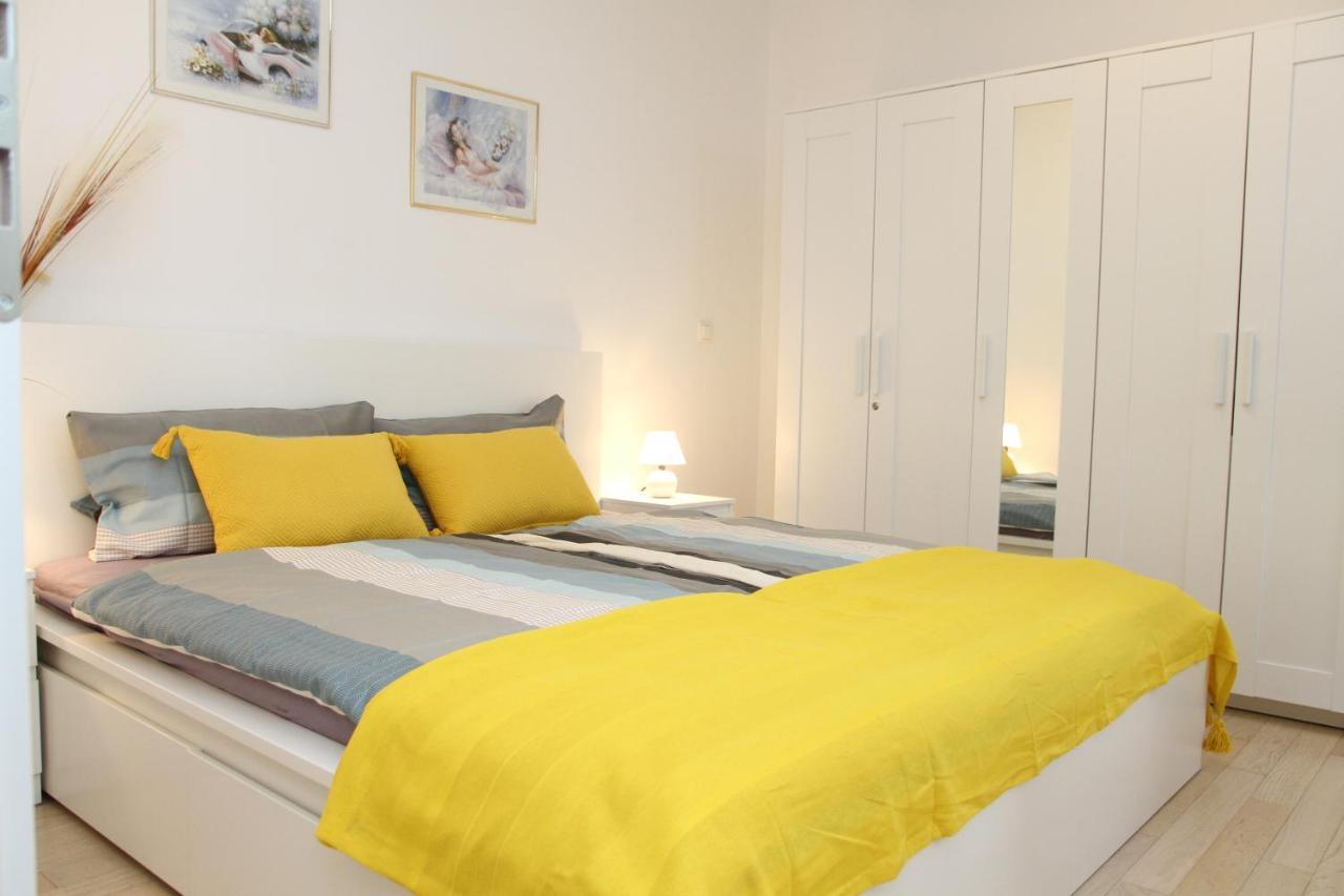Apartment Biondic - Villa Sunce セニ エクステリア 写真