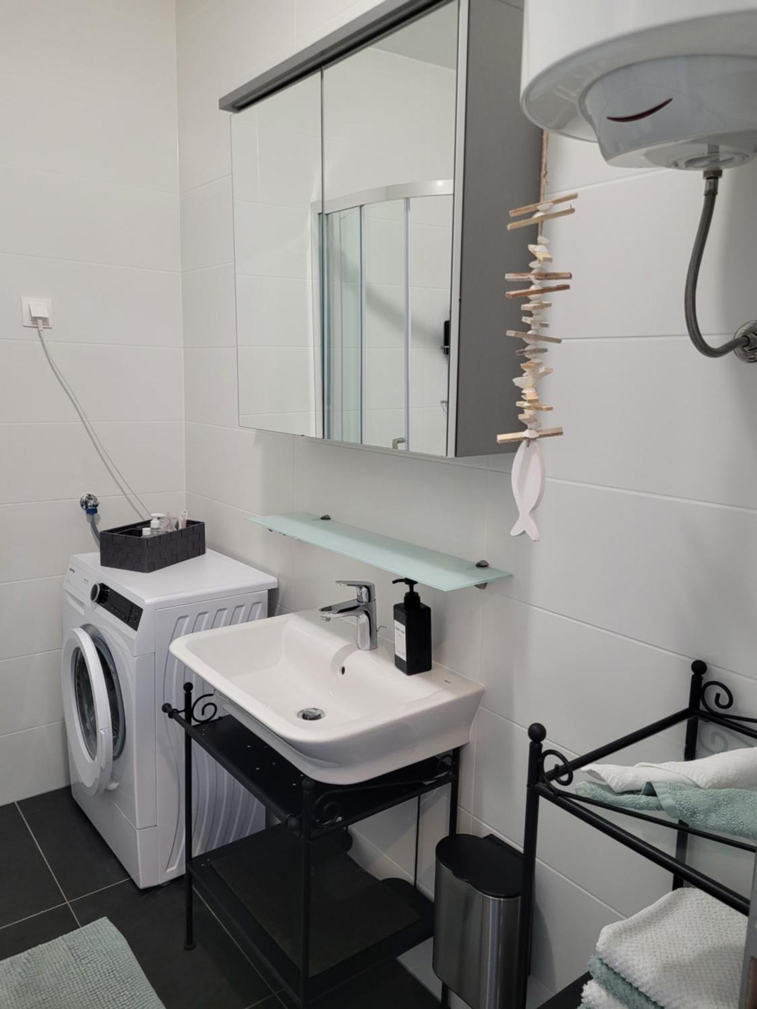 Apartment Biondic - Villa Sunce セニ エクステリア 写真